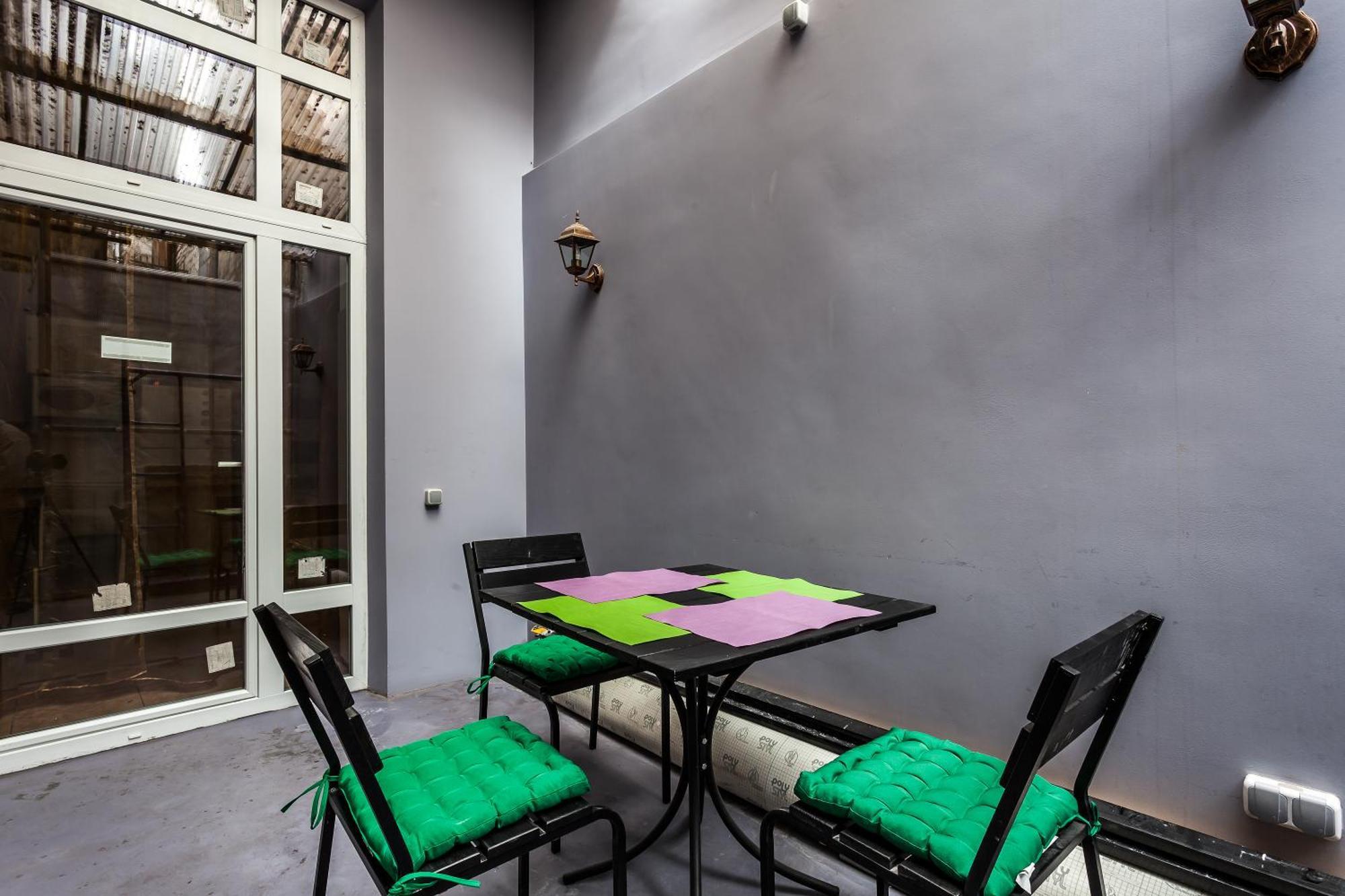 Leosphere Hostel Lwów Zewnętrze zdjęcie