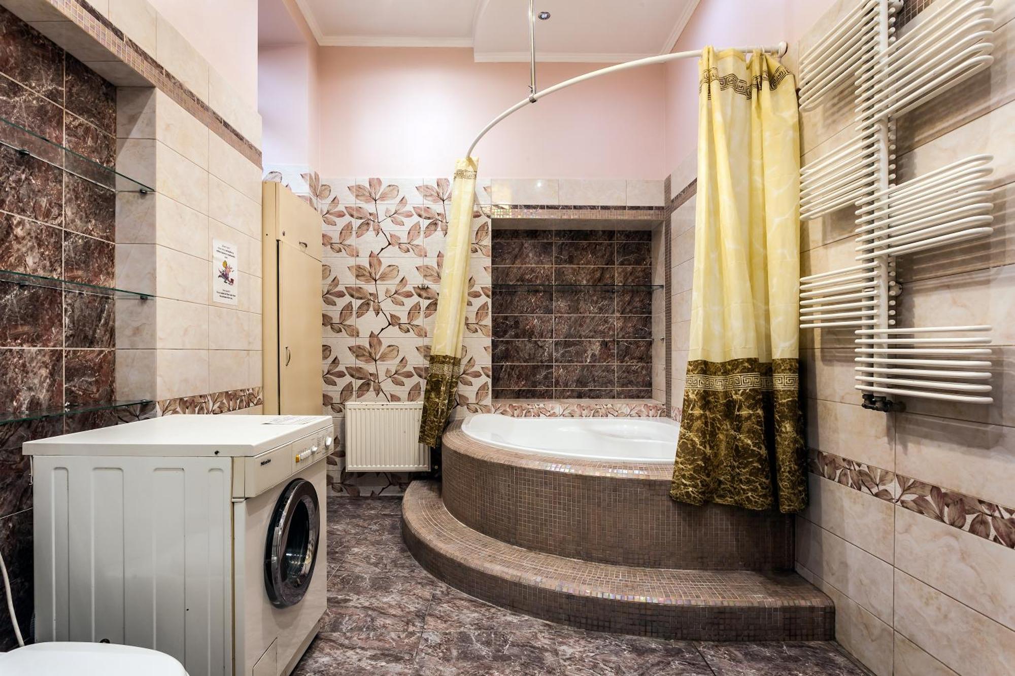 Leosphere Hostel Lwów Zewnętrze zdjęcie